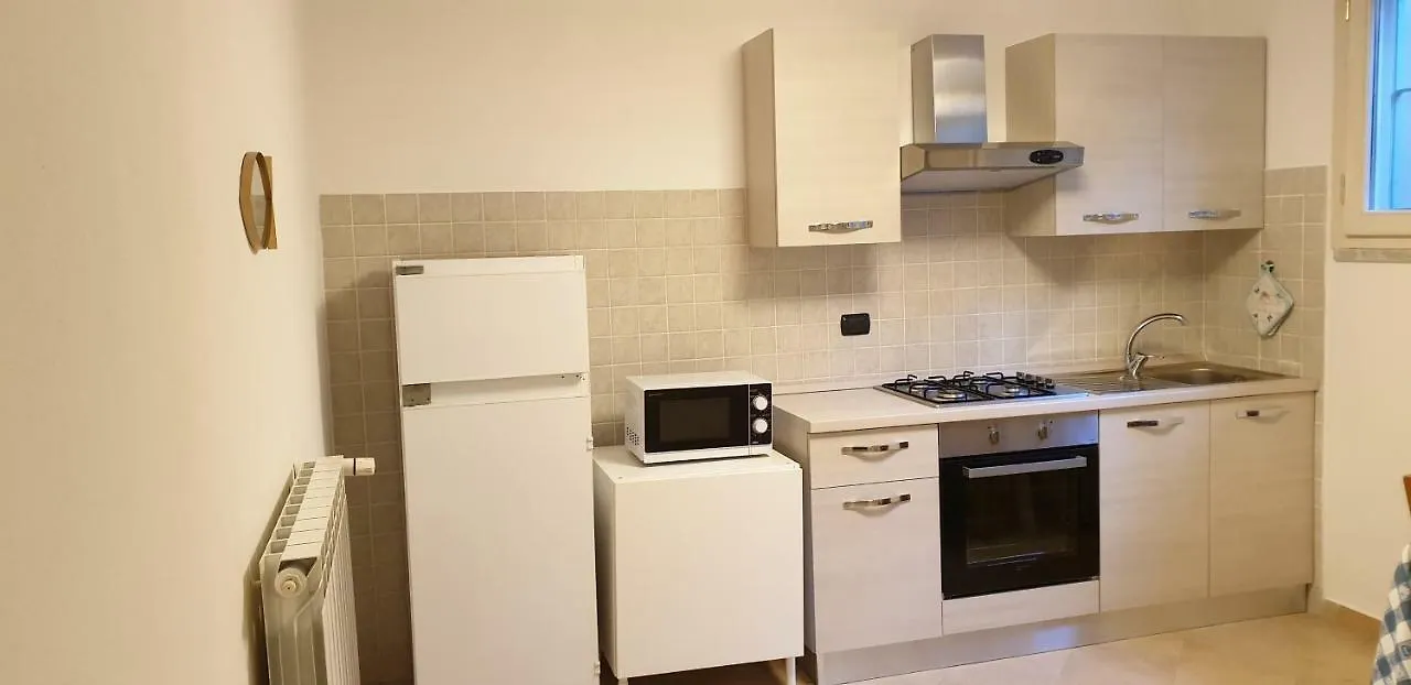 La Casetta Marina Apartment Marina Di Carrara Italy